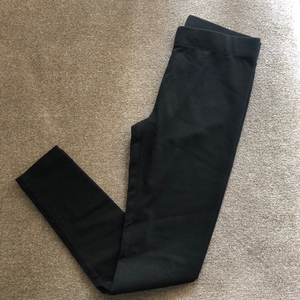 Lou & Grey Essential Leggings